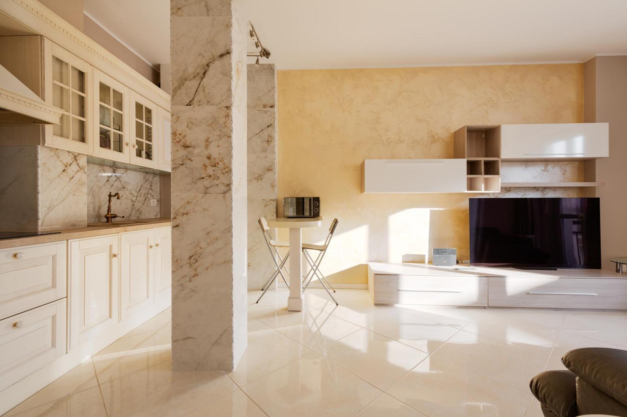 Niguarda Bright Apartment W/ Balcony Милано Екстериор снимка